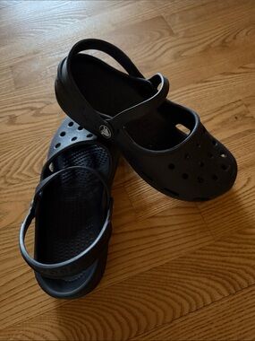 Women’s Mary Jane Crocs Shoes